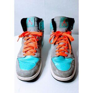 Nike Air Jordan Mid 1 Retro Sneakers
